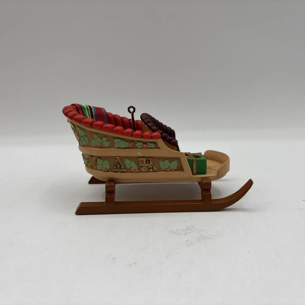 Hallmark Keepsake Ornament Collector's Club 1988 Sleighful Of Dreams Vintage EUC